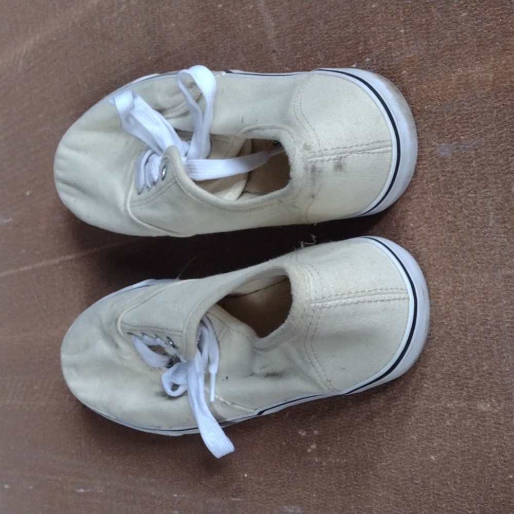 Shoes - Picture 3 of 3